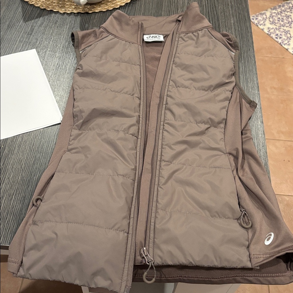 women’s vest XS